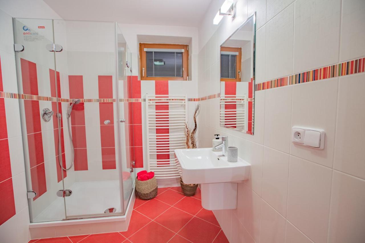 Bungalov Komfort Liptovsky Mikulas Bagian luar foto